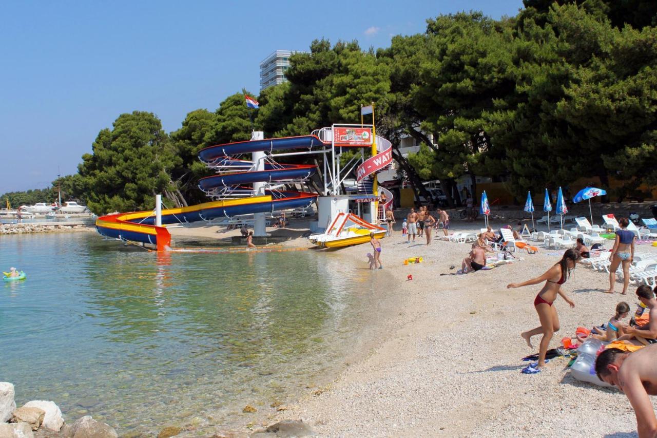 Apartments with a parking space Makarska - 18170 Bagian luar foto